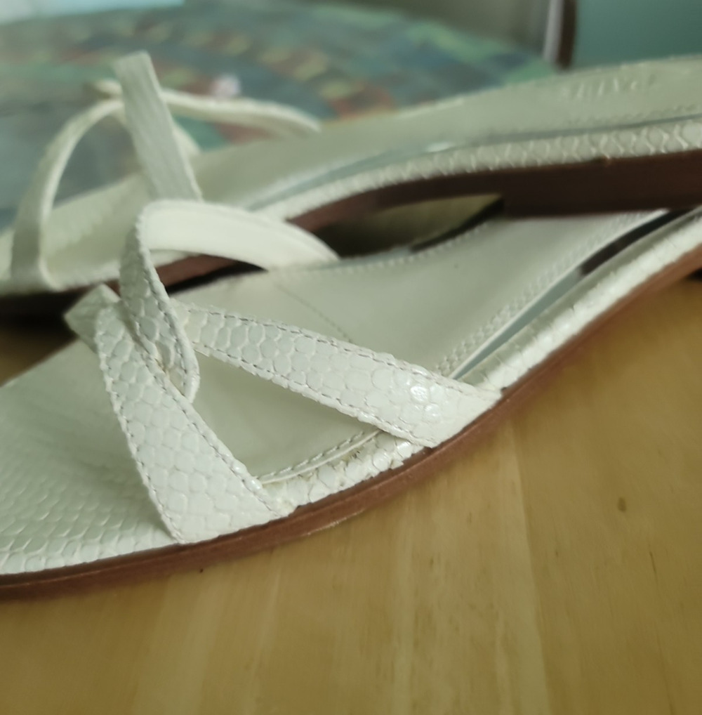 Paige Toby sandal shoe flat slide snake embossed leather white mule 7.5